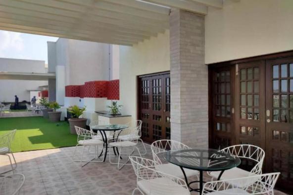 Pool And Garden View Good Stay Premium 2 Bhk Flat 104 Dabolim Exterior foto